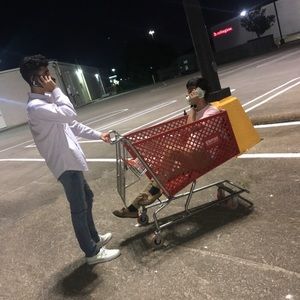 Meet your Posher, Emmanuel